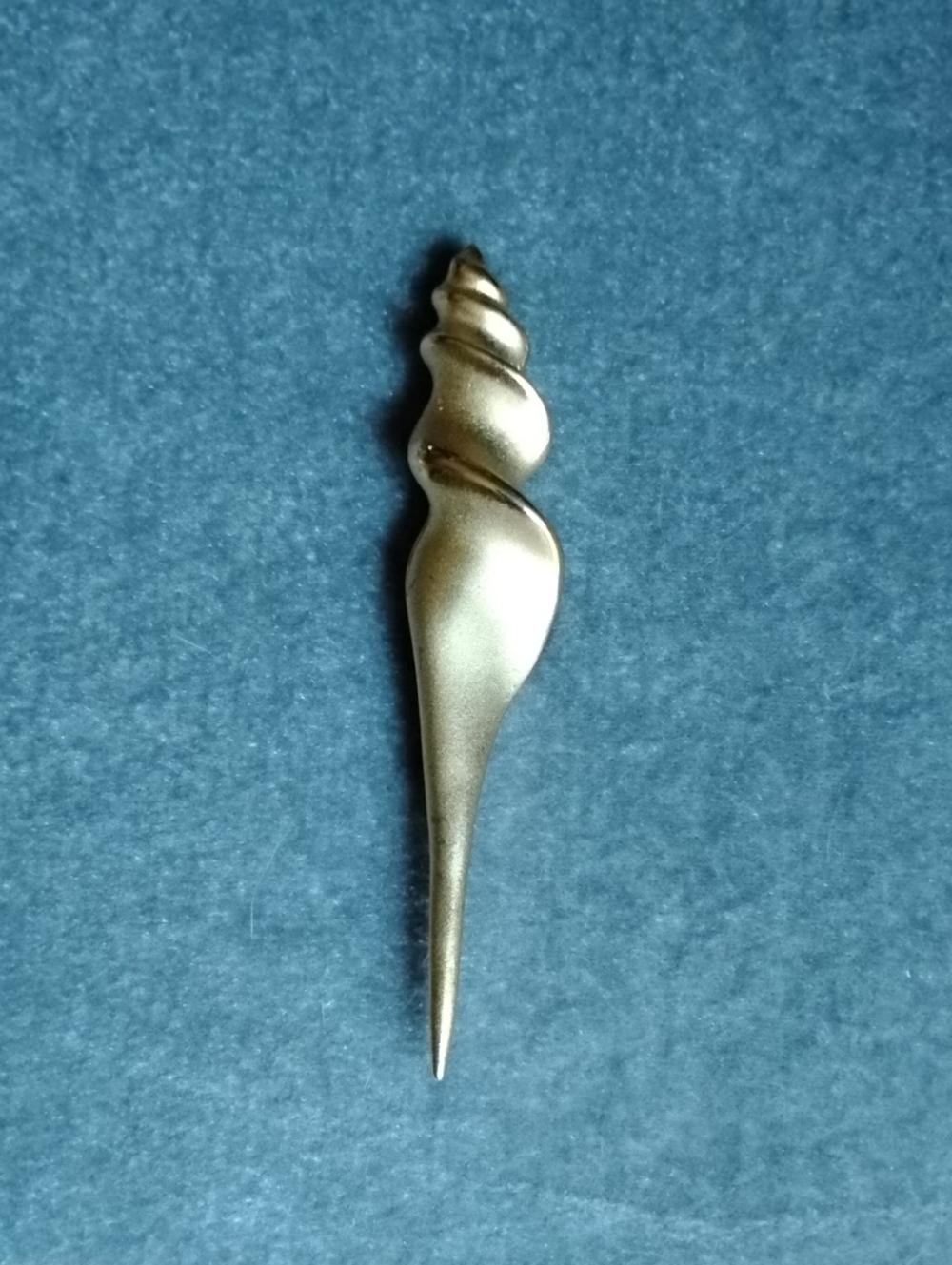 Gold Tone Seashell Accent Pin, Vintage